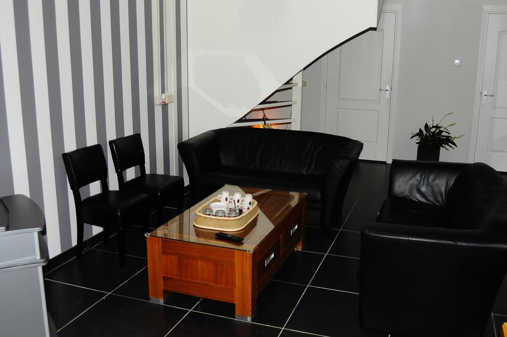 Herkenhoek 3 Bedroom Apartement Heeswijk-Dinther Zewnętrze zdjęcie